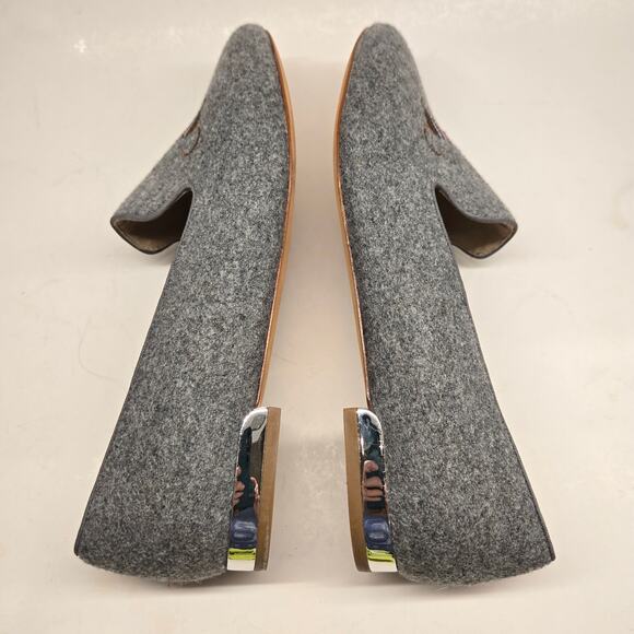 Talbots Ryan Gray Flannel Novelty Loafers with Holiday Dachshund Dog - Size 9W - Picture 7 of 11